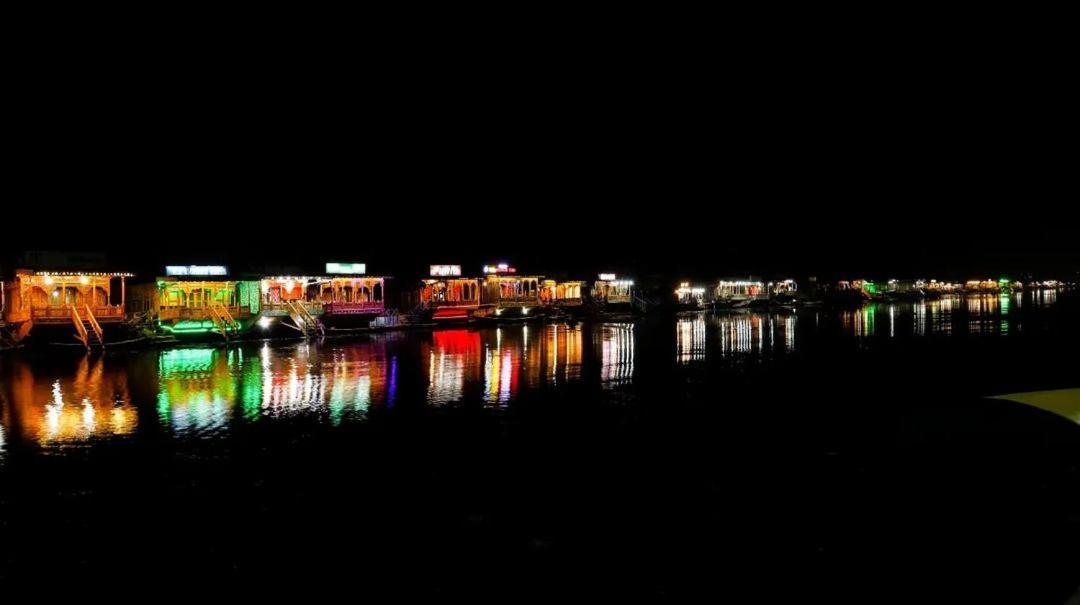 Heritage Shreen Houseboat Сринагар Экстерьер фото